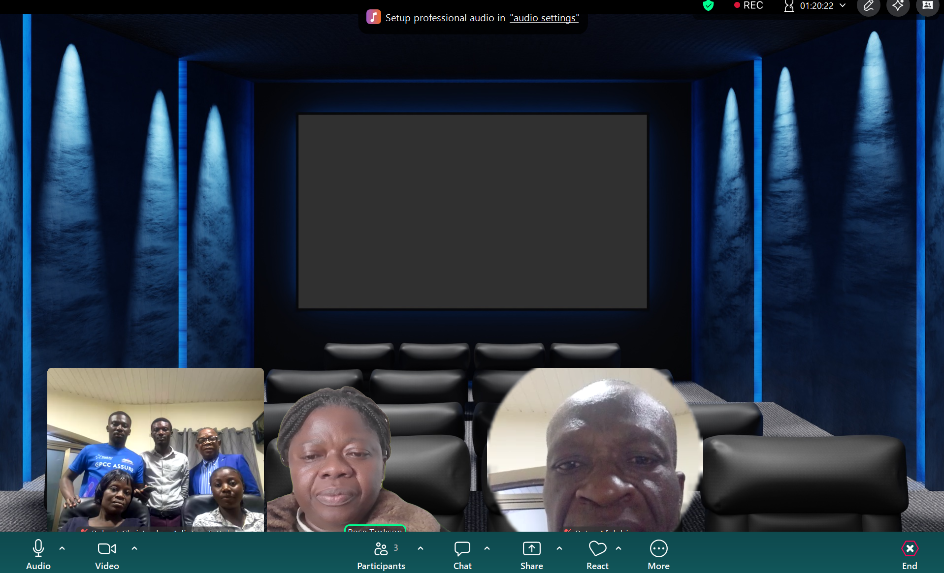 Hybrid Session — Group Participation Alongside Online Facilitators